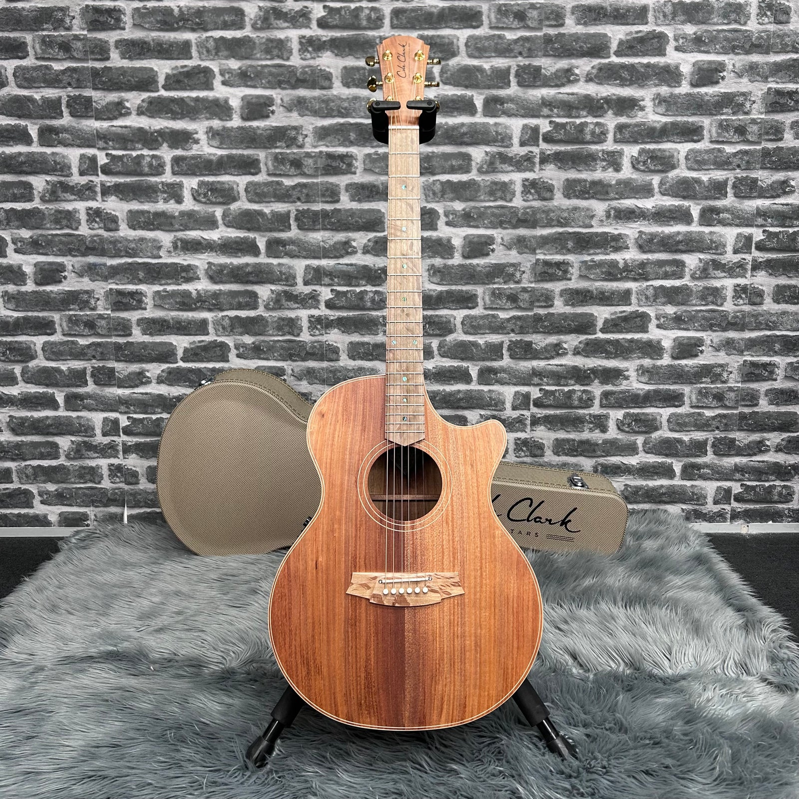 Cole Clark Touring 2 Series AN Grand Auditorium Acoustic Guitar - Australian Blackwood Face, Back & Sides w/ Pickup & Cutaway