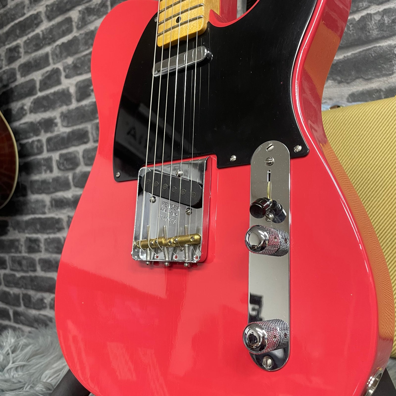 Fender Custom Shop Limited Edition '51 Nocaster Electric Guitar Fiesta Red - Deluxe Closet Classic - 9236910317