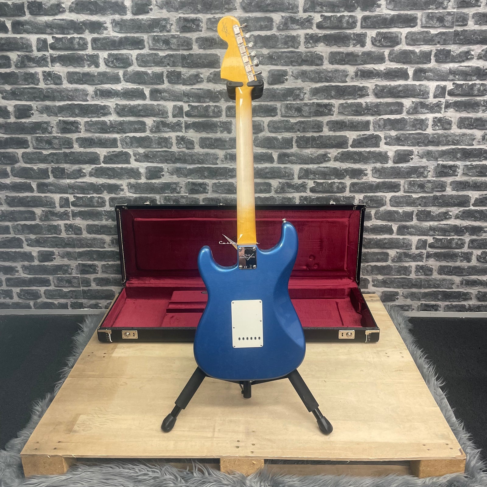 Fender Custom Shop Limited Edition 1966 Stratocaster Electric Guitar Aged Lake Placid Blue - Deluxe Closet Classic - 9236910199