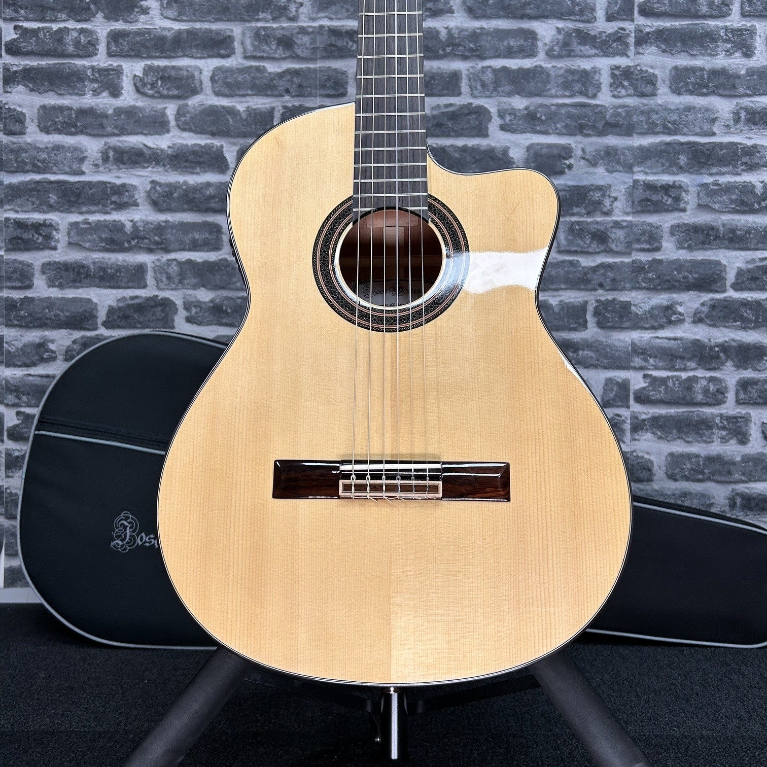 Jose Ortega RAFAEL Classical Guitar All Solid w/ Foam Case - PREOWNED