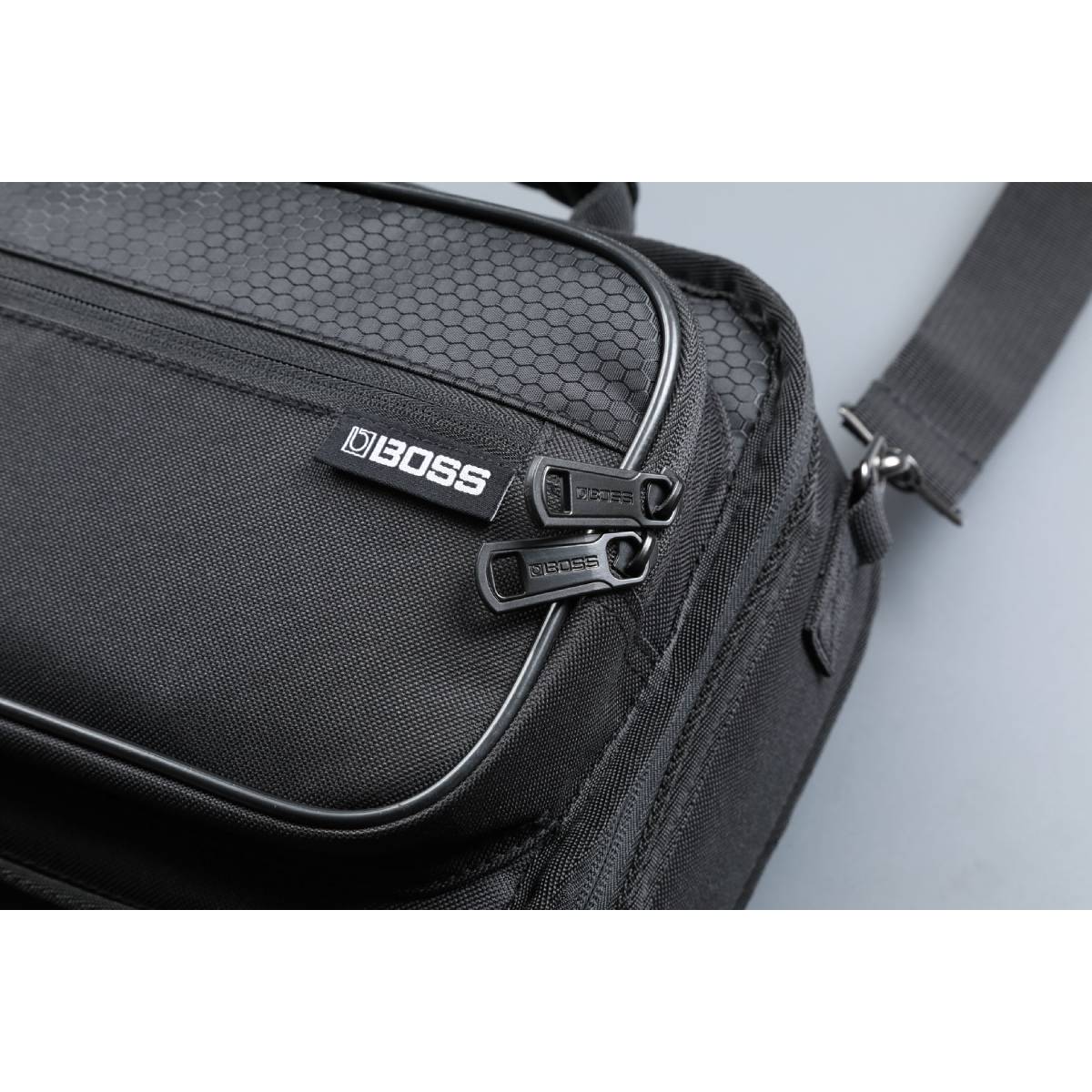 Boss CB-BM-M Multi Effects Carry Gig Bag - Medium (fits GT1000, GX100, ME90 & ME90B)