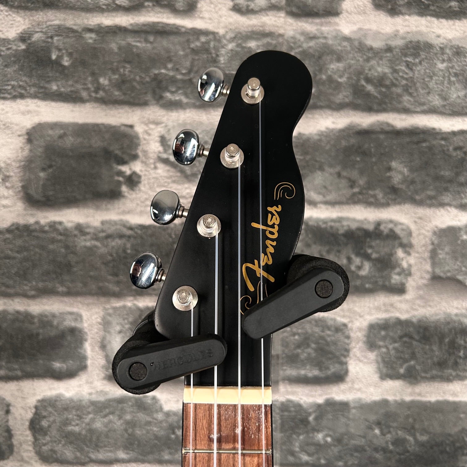 Fender Venice Soprano Ukulele Black Uke - 0971610706 - MINOR BLEMISH