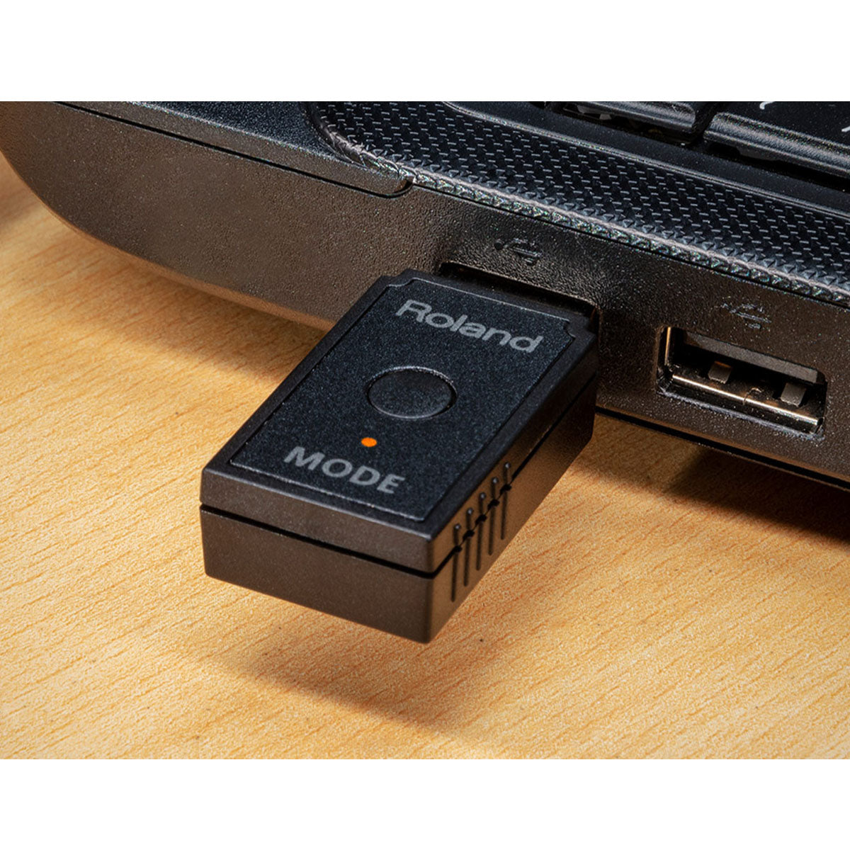 Roland WM-1 Wireless MIDI Dongle WM1