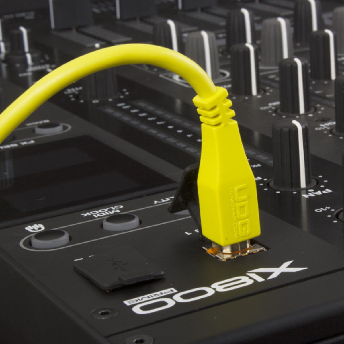 UDG Ultimate U95001 USB2 Cable A-B Yellow Straight 1m