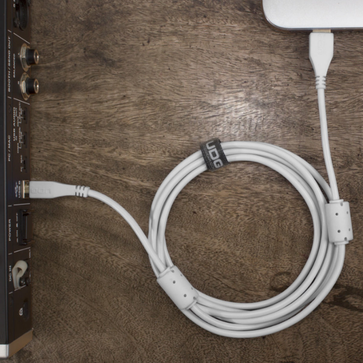 UDG Ultimate U95002 USB2 Cable A-B White Straight 2m