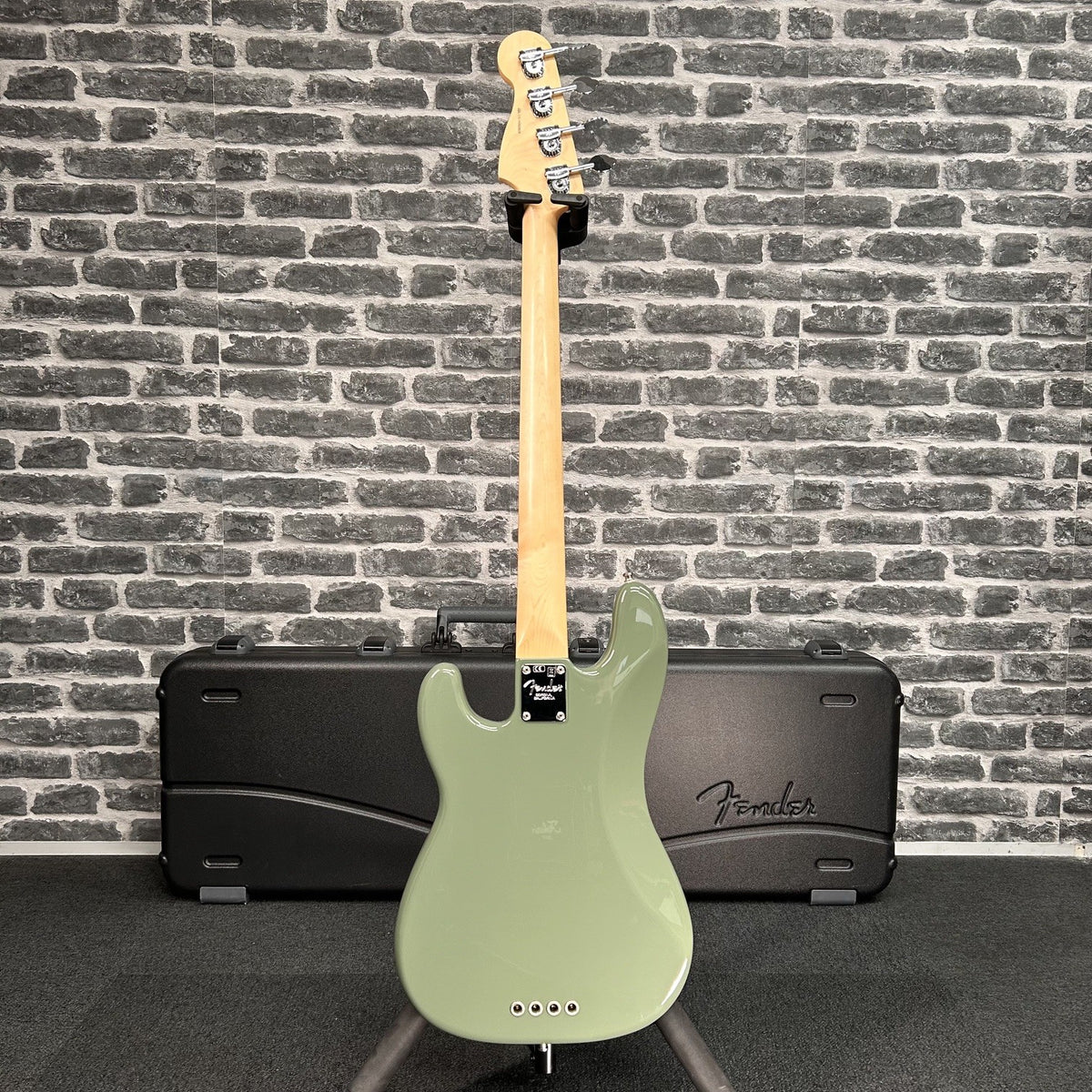 Fender American Professional Precision Bass Guitar Rosewood Fingerboard Antique Olive - 0193610776 - PREOWNED
