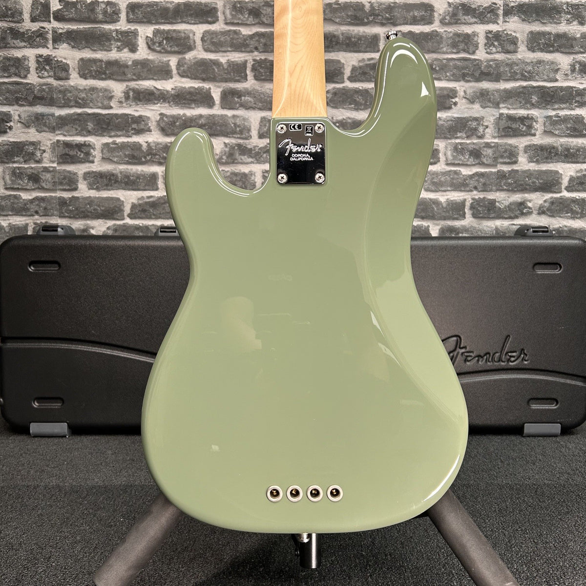 Fender American Professional Precision Bass Guitar Rosewood Fingerboard Antique Olive - 0193610776 - PREOWNED
