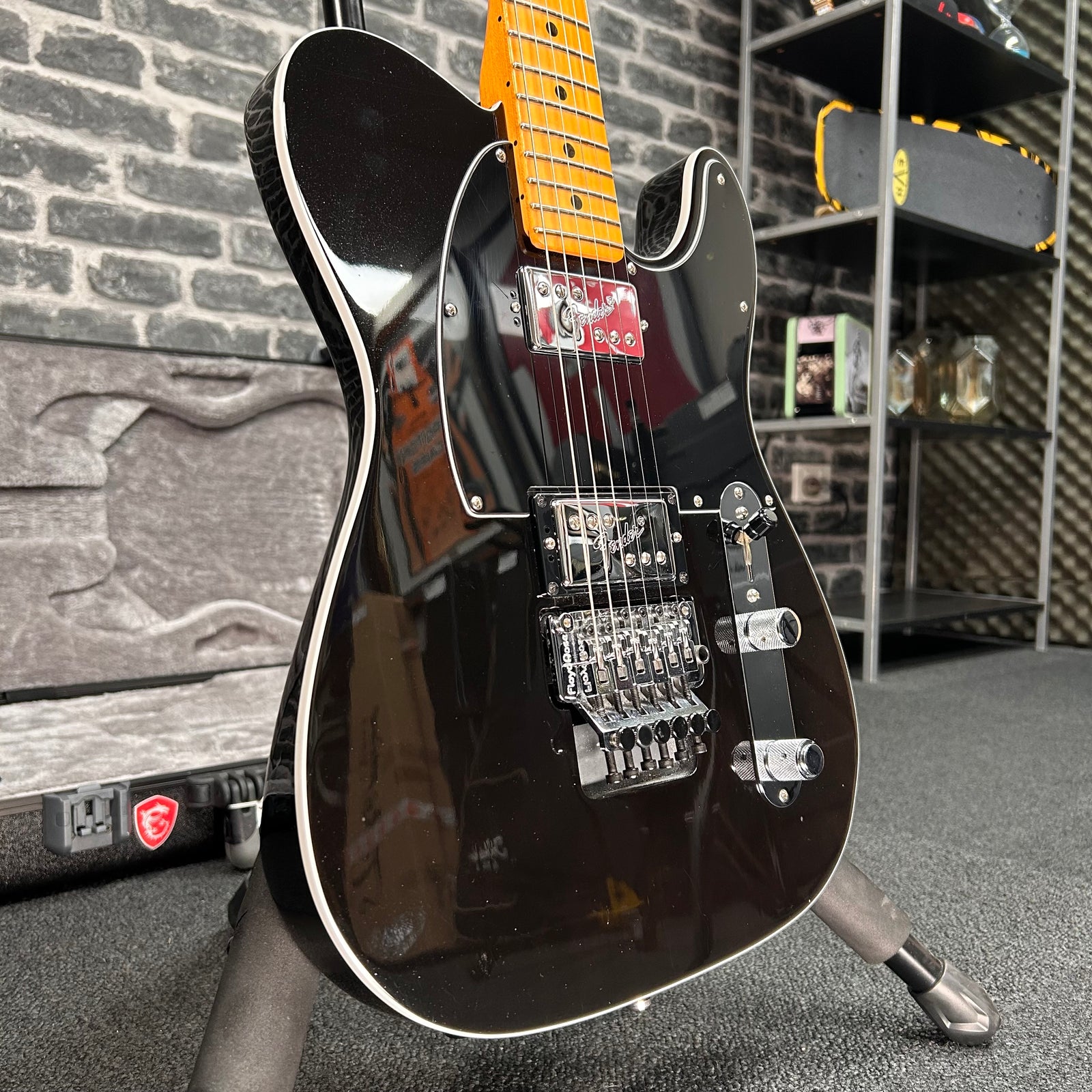 Fender American Ultra Luxe Telecaster Electric Guitar Floyd Rose HH Maple Fingerboard Mystic Black - 0118092710 - PREOWNED