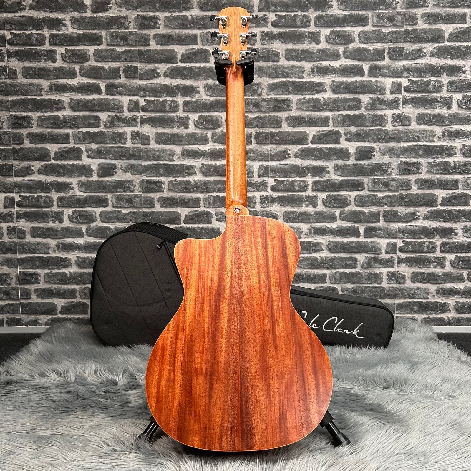Cole Clark SAN1 Studio Grand Auditorium Acoustic Guitar - African Mahogany Face, Back & Sides w/ Pickup & Cutaway