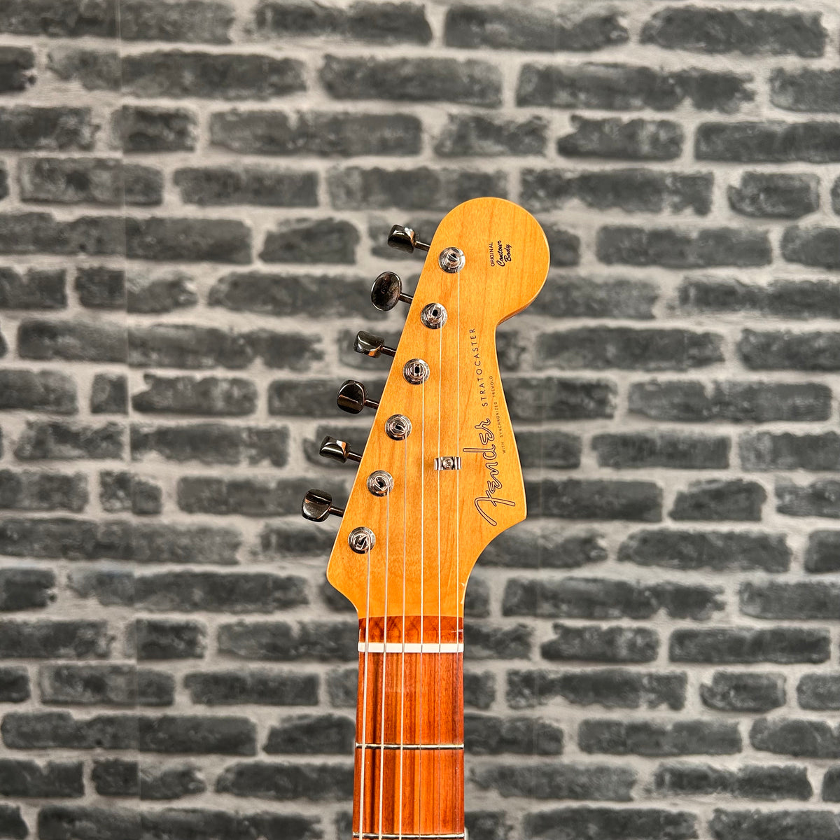 Fender Vintera 60s Stratocaster Electric Guitar PF Ice Blue Metallic - MIM 0149983383 - PREOWNED