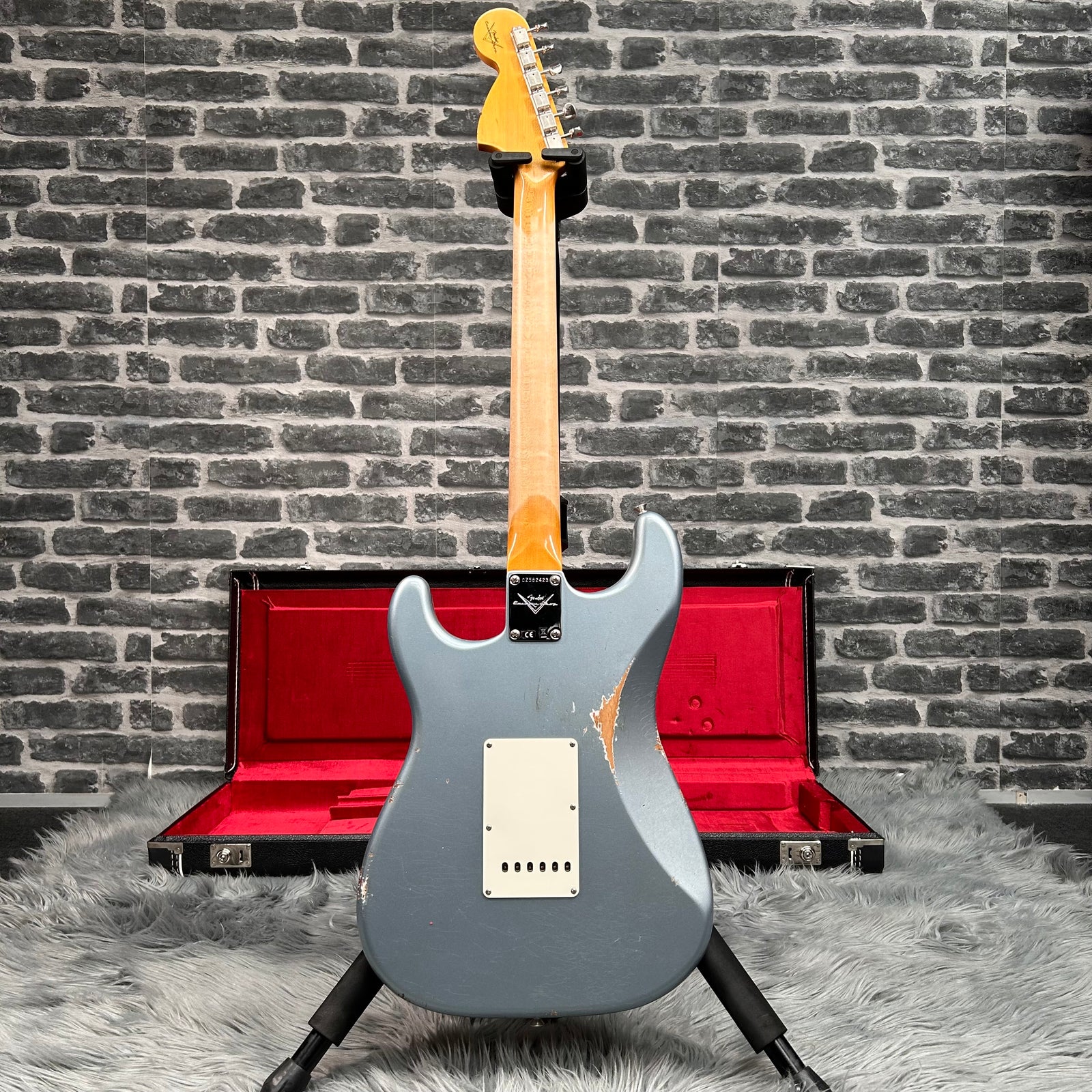 Fender Custom Shop 1967 Stratocaster Electric Guitar Aged Blue Ice Metallic - Relic Finish w/ Closet Classic Hardware - 9236091096