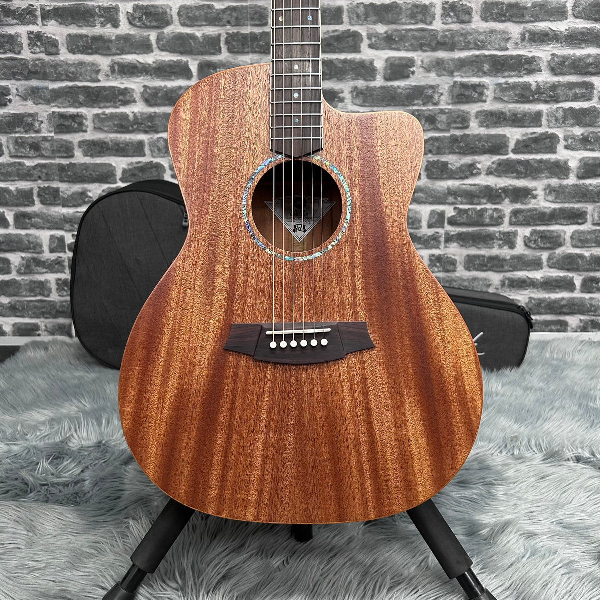 Cole Clark Touring 2 Series FL Dreadnought Acoustic Guitar - Australian Blackwood Face, Back & Sides w/ Pickup & Cutaway