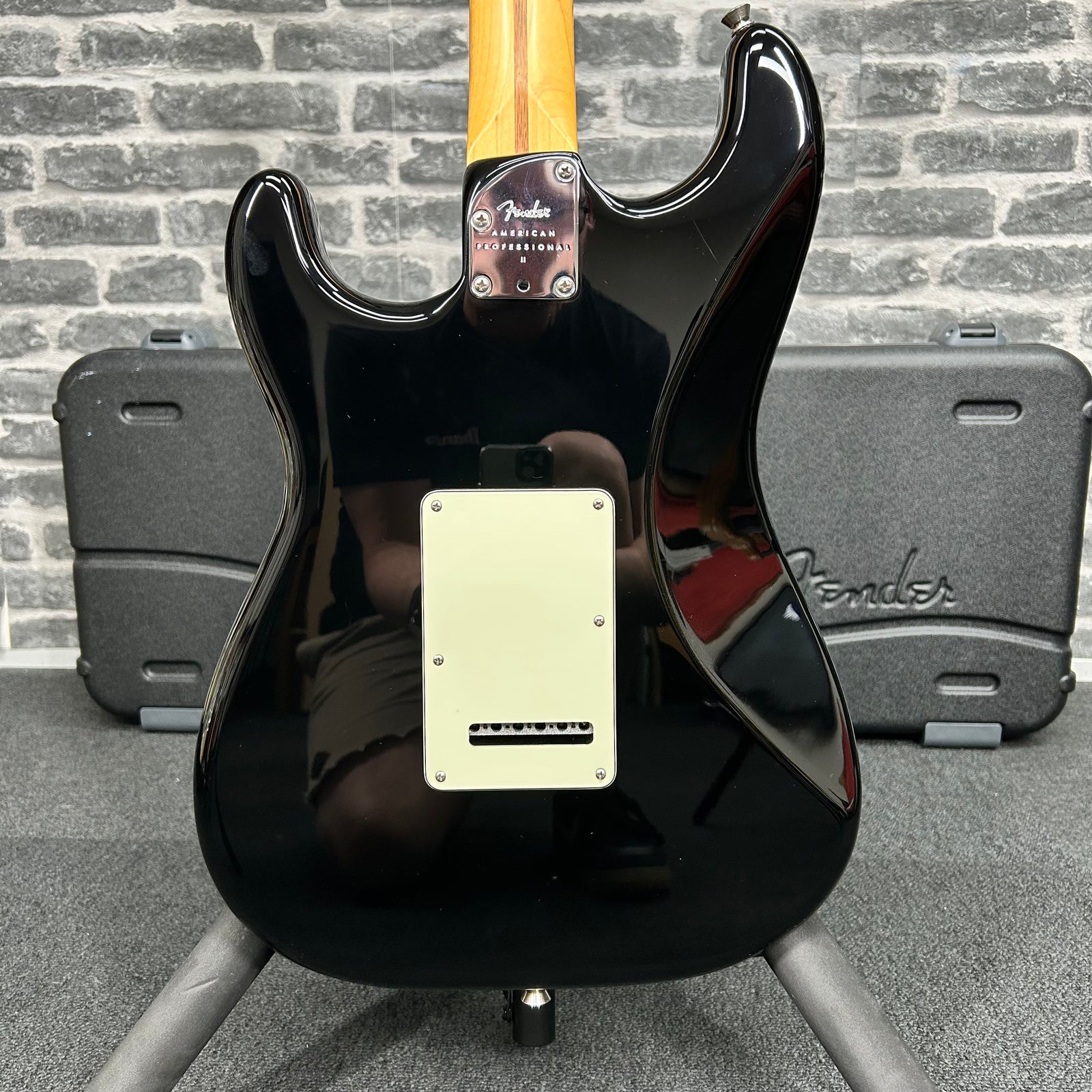 Fender American Professional II Stratocaster Electric Guitar Maple Fingerboard Black - 0113902706 - PREOWNED