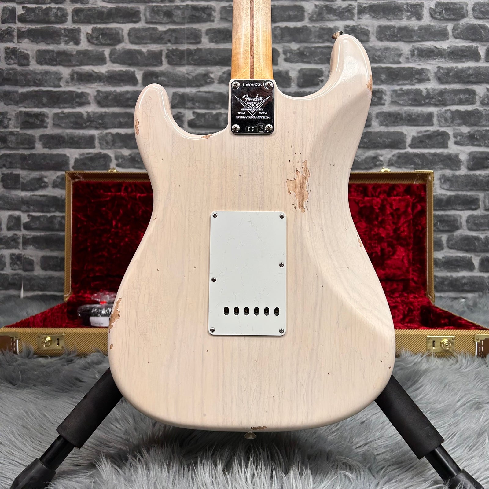 Fender Custom Shop Limited Edition Fat 1954 Stratocaster Electric Guitar Aged White Blonde - Relic Finish w/ Closet Classic Hardware - 9236091148