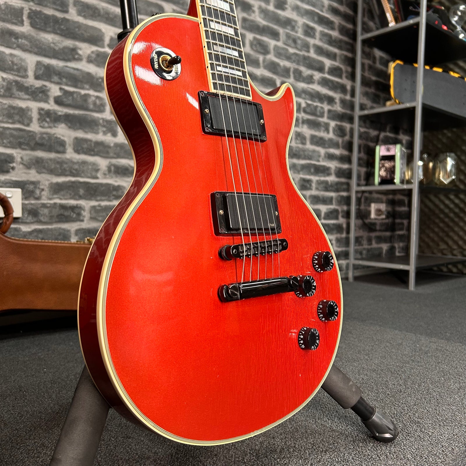 Gibson Showcase 1988 Les Paul Electric Guitar Ruby Red - PREOWNED