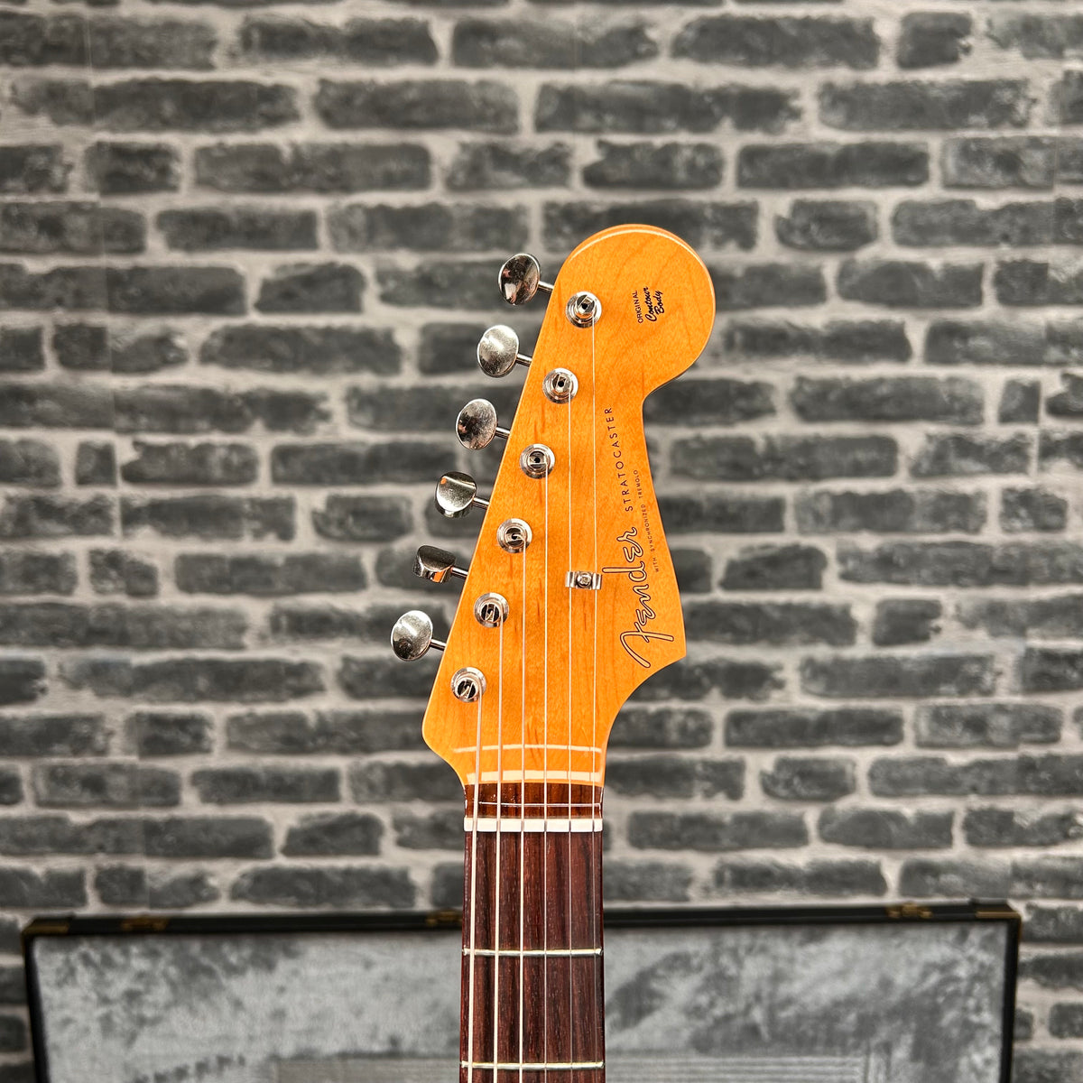 Fender Vintera II 60s Stratocaster Electric Guitar RW 3-Color Sunburst - MIM 0149020300 - PREOWNED