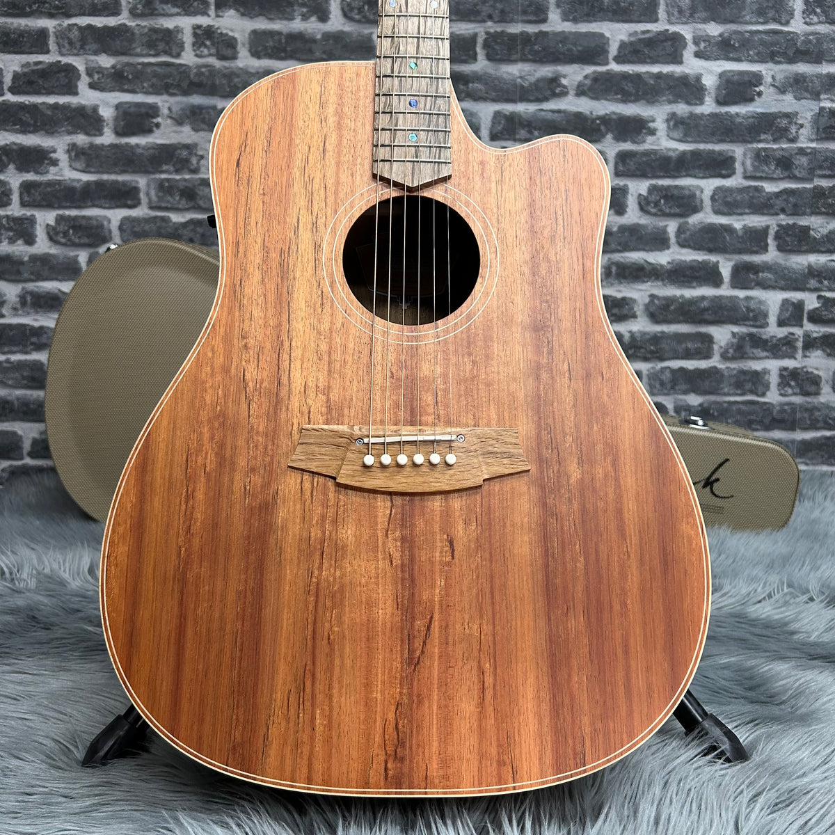 Cole Clark Touring 2 Series FL Dreadnought Acoustic Guitar - Australian Blackwood Face, Back & Sides w/ Pickup & Cutaway