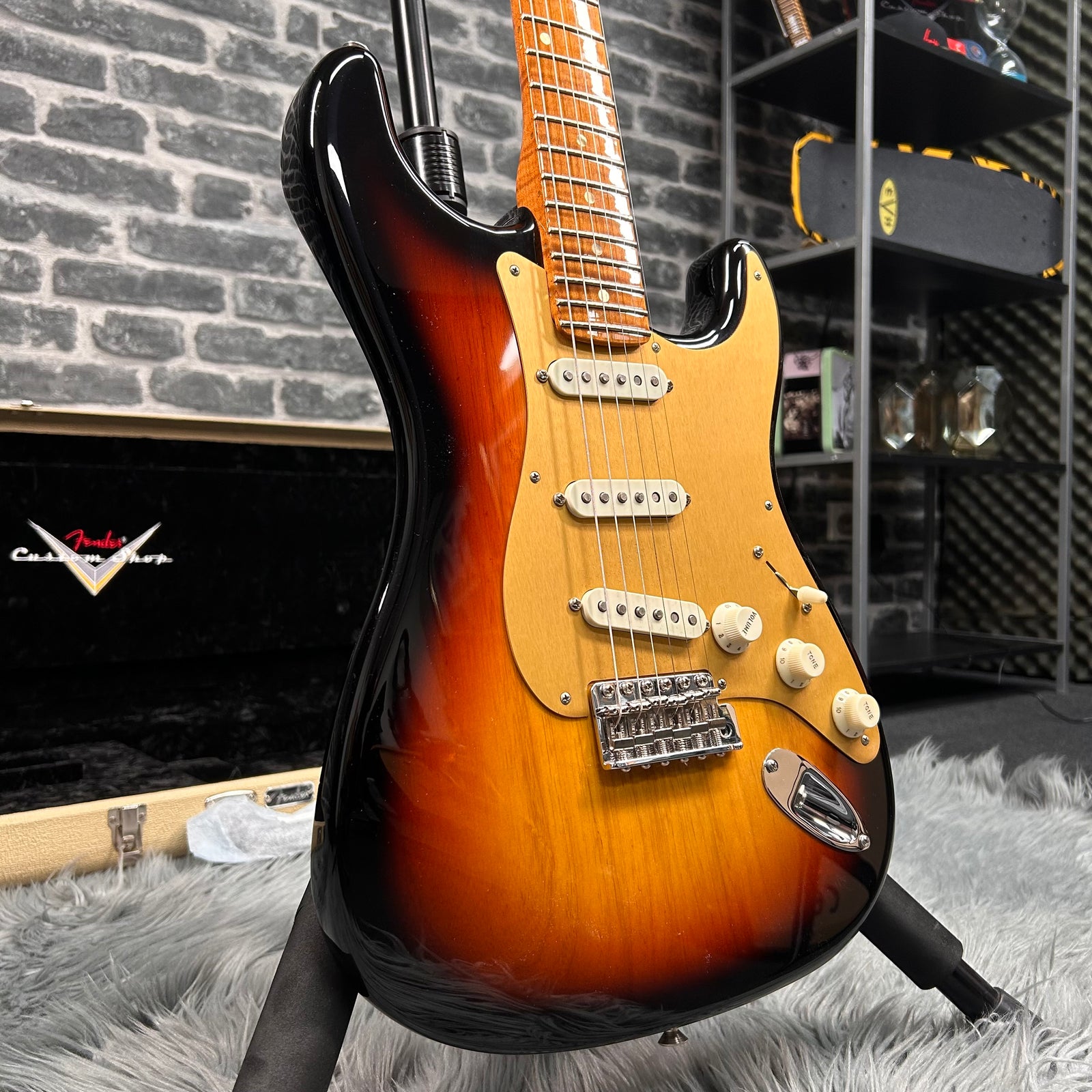 Fender Cusotm Shop Stratocaster Electric Guitar Antique Sunburst - NOS Finish - 9236081278