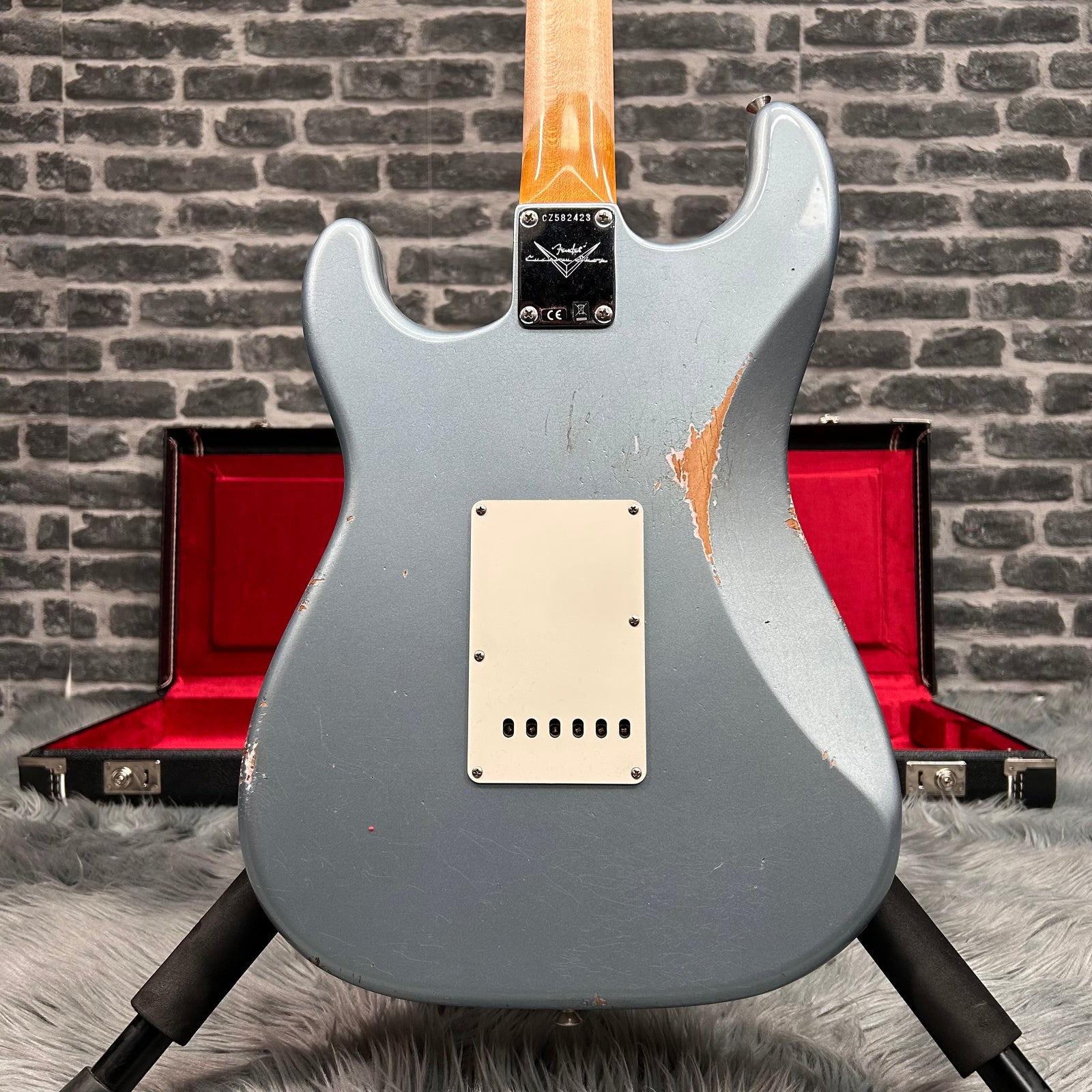 Fender Custom Shop 1967 Stratocaster Electric Guitar Aged Blue Ice Metallic - Relic Finish w/ Closet Classic Hardware - 9236091096