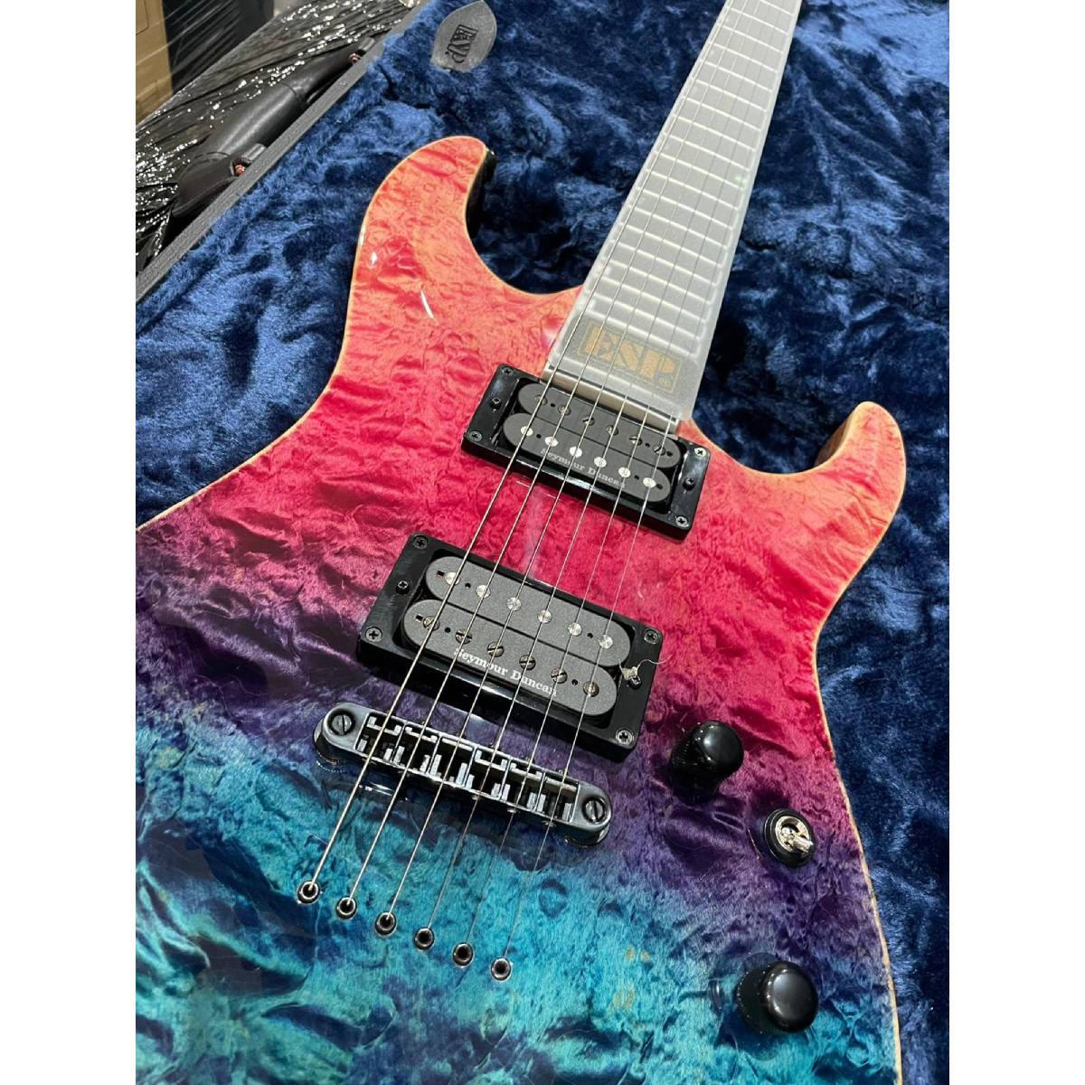 ESP USA Horizon II Electric Guitar Quilted Maple Wild Berry Fade w/ Duncans