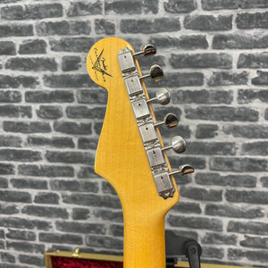Fender Custom Shop Limited Edition 70th Anniversary 1954 Stratocaster Electric Guitar MN 2-Color Sunburst - Deluxe Closet Finish - 9236091142