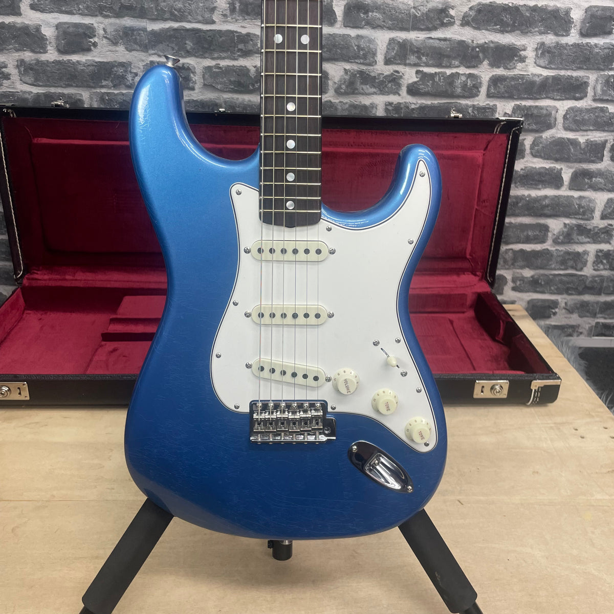 Fender Custom Shop Limited Edition 1966 Stratocaster Electric Guitar Aged Lake Placid Blue - Deluxe Closet Classic - 9236910199