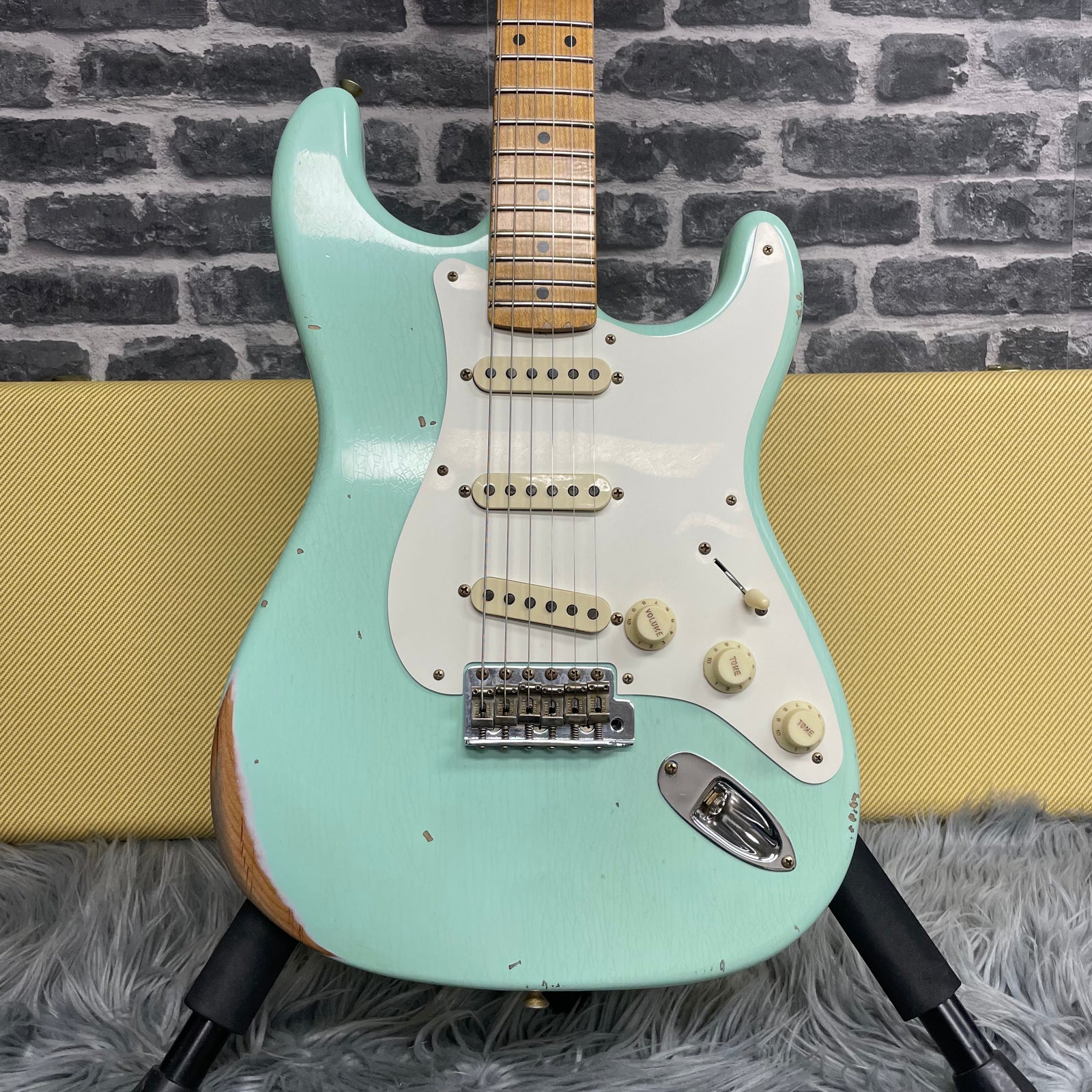 Fender Custom Shop 1957 Stratocaster Electric Guitar Faded Aged Surf Green - Relic - 9236910347