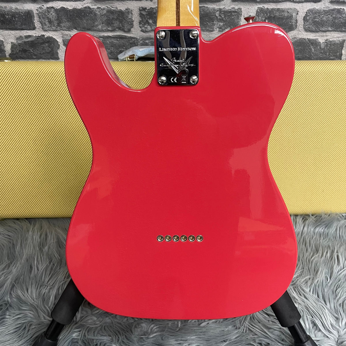 Fender Custom Shop Limited Edition '51 Nocaster Electric Guitar Fiesta Red - Deluxe Closet Classic - 9236910317