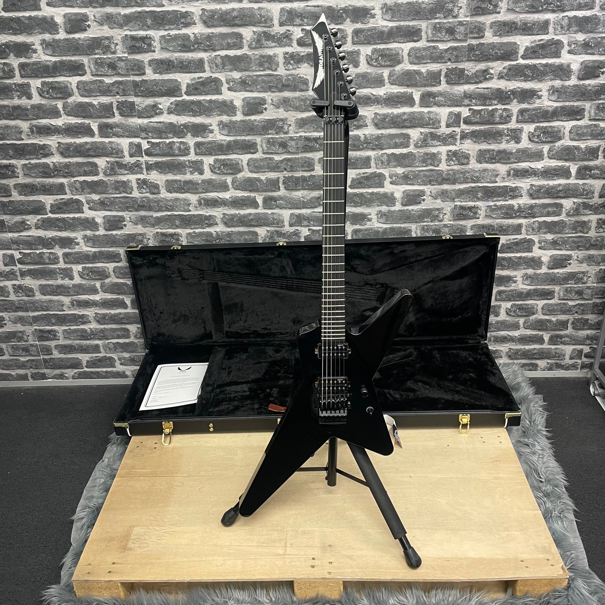 Dean USA Morningstar Custom Shop Electric Guitar Black w/ Floyd