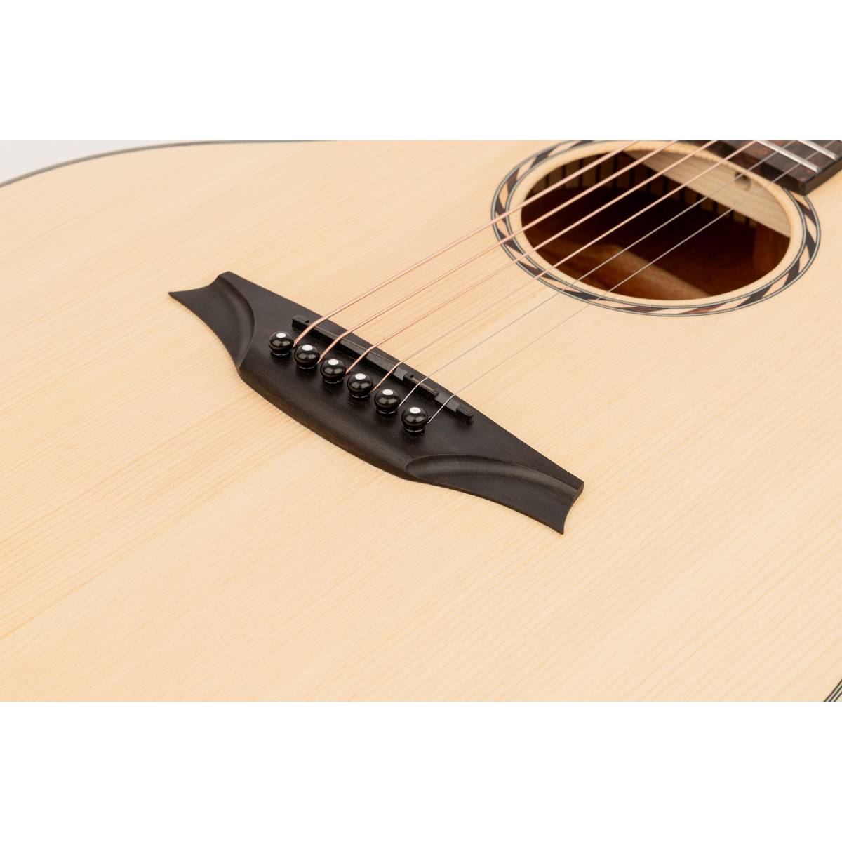 Bromo BAA8S Appalachia Series Mini Jumbo Acoustic Guitar w/ Solid Spruce Top