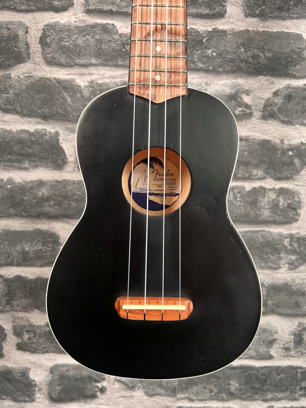 Fender Venice Soprano Ukulele Black Uke - 0971610706 - EX-DISPLAY
