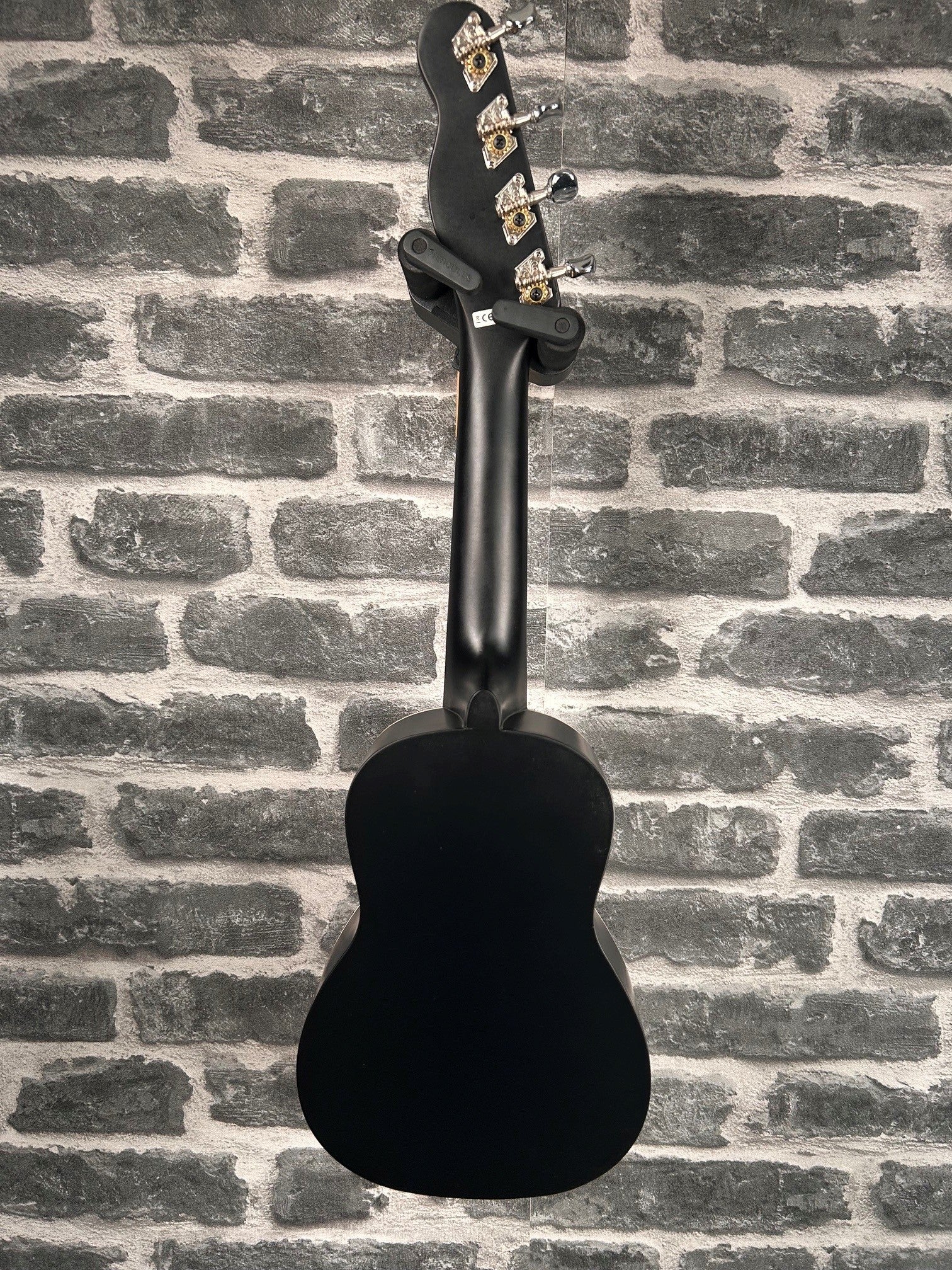 Fender Venice Soprano Ukulele Black Uke - 0971610706 - EX-DISPLAY