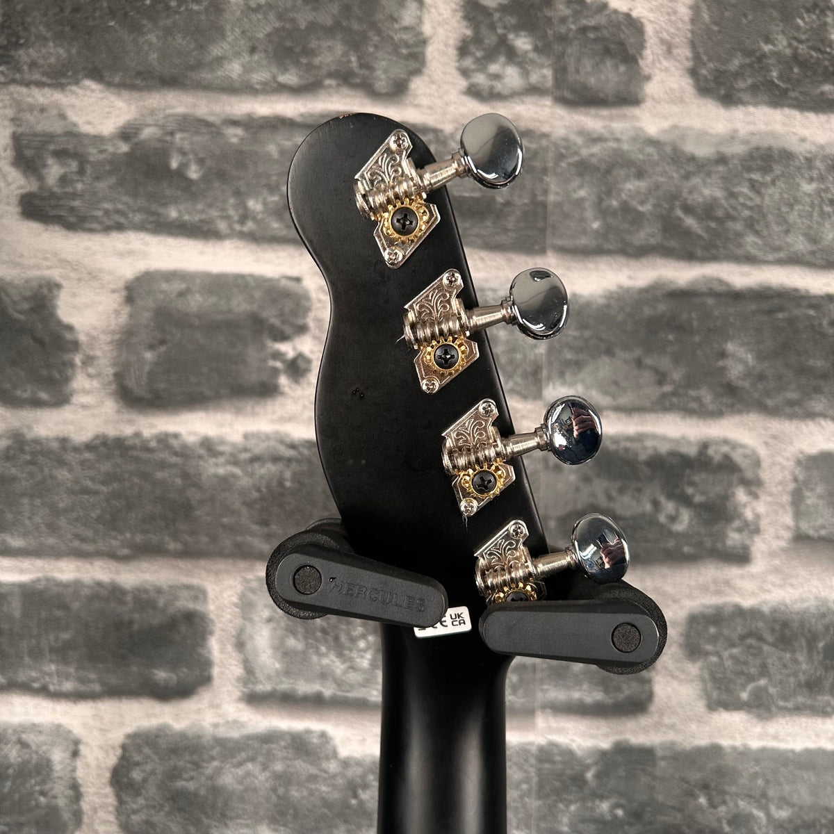 Fender Venice Soprano Ukulele Black Uke - 0971610706 - MINOR BLEMISH