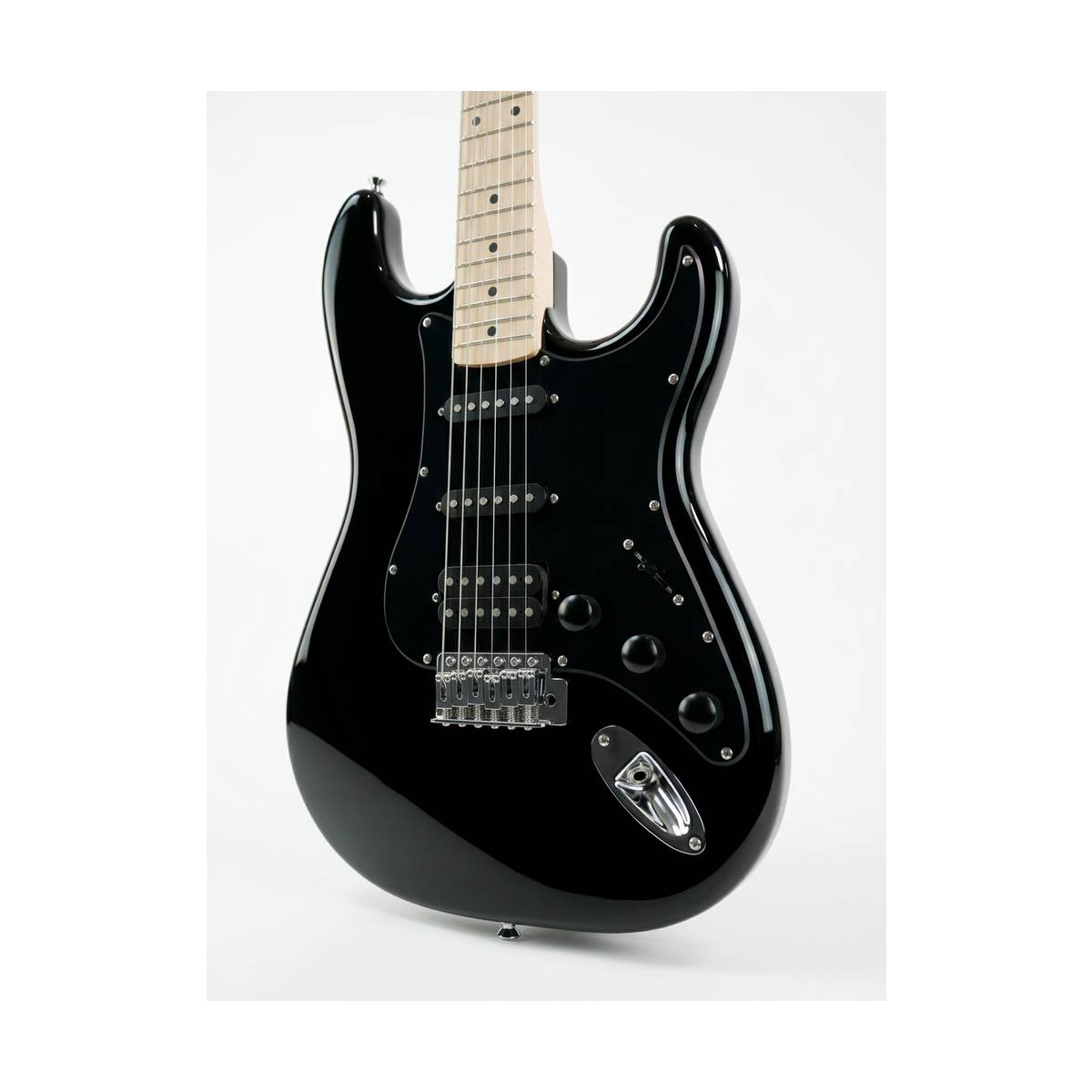 Kramer Focus VT-211S Electric Guitar Black w/ Black Guard - KF211EBCT3-BPG