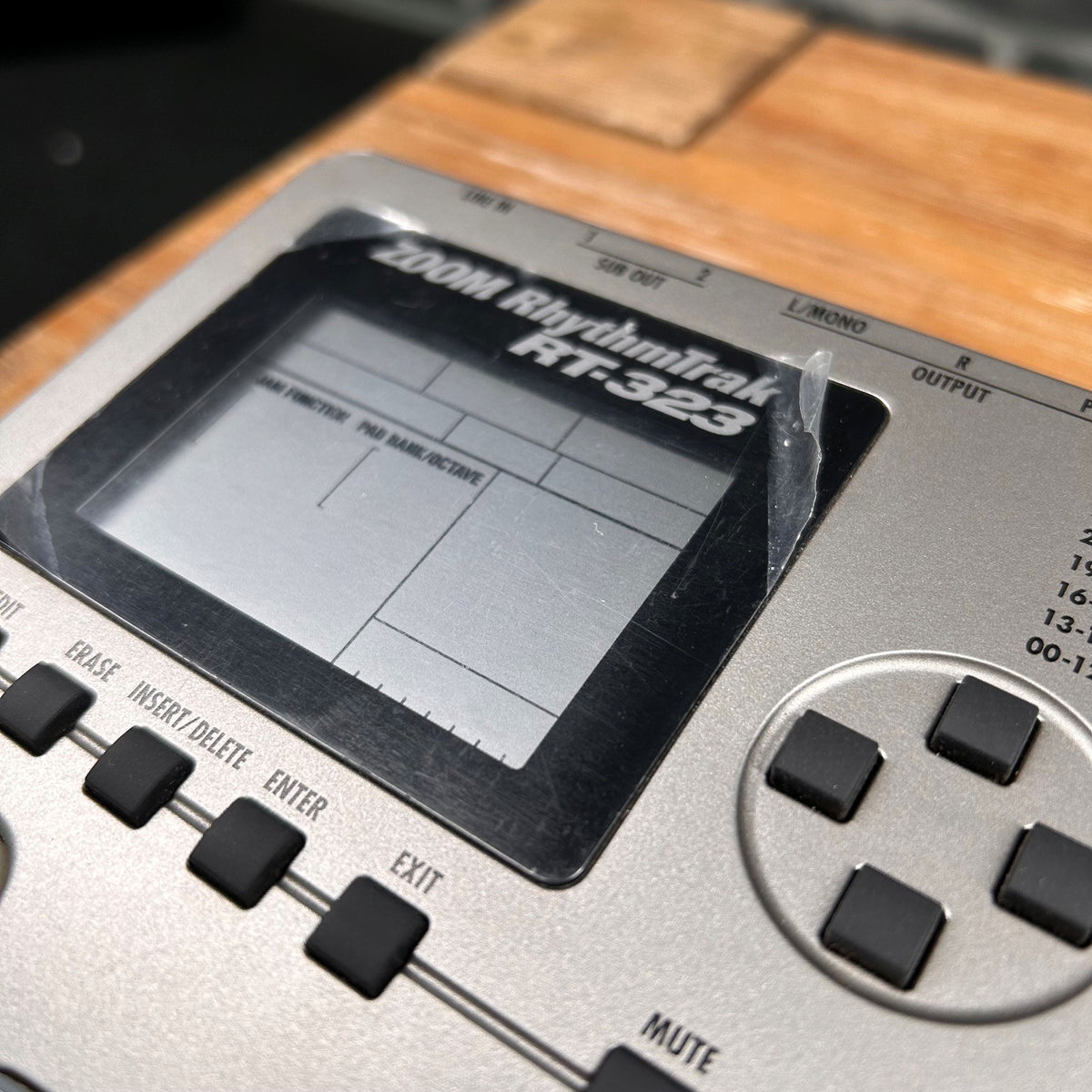 Zoom RhythmTrak RT-323 Drum Machine - PREOWNED