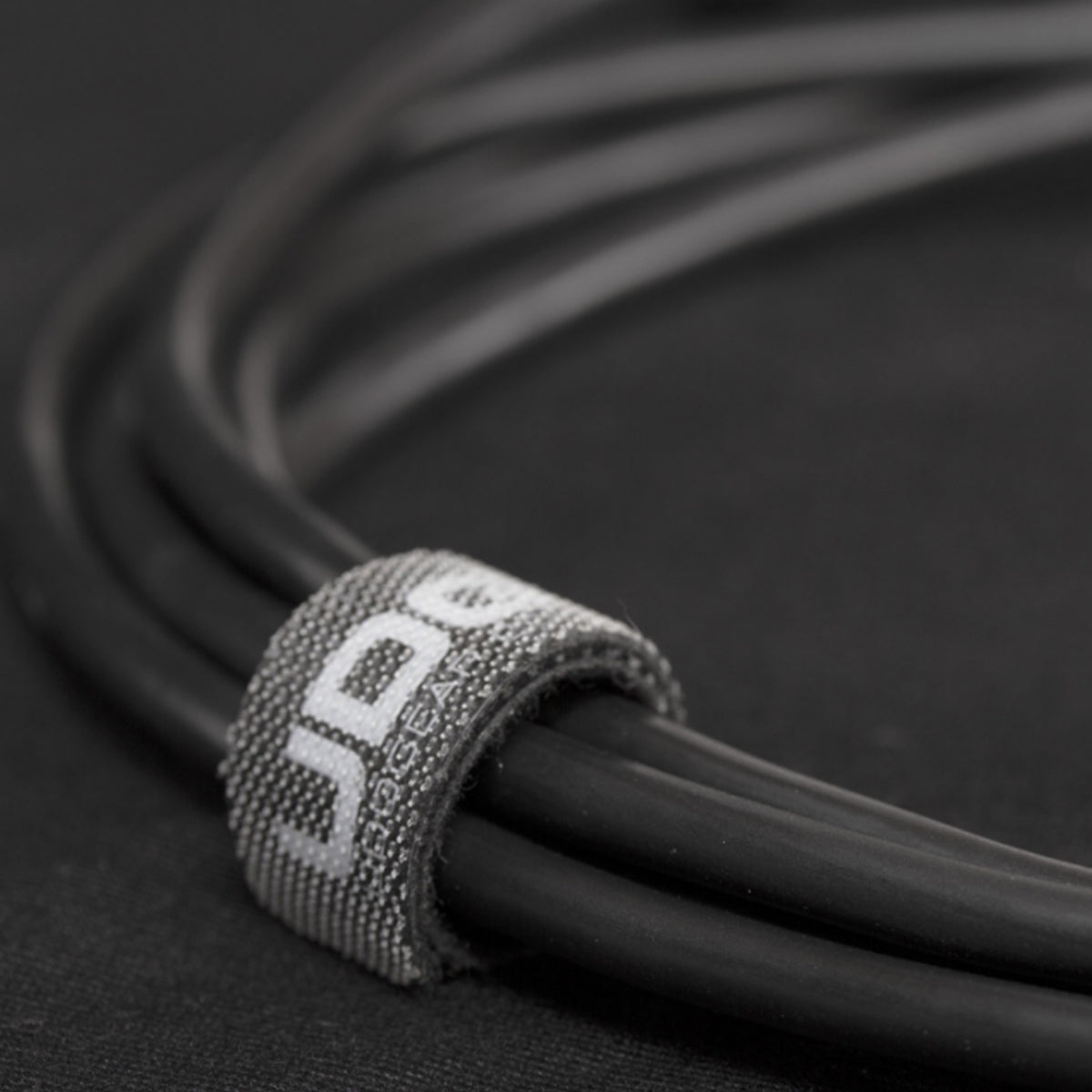 UDG Ultimate U95001 USB2 Cable A-B Black Straight 1m