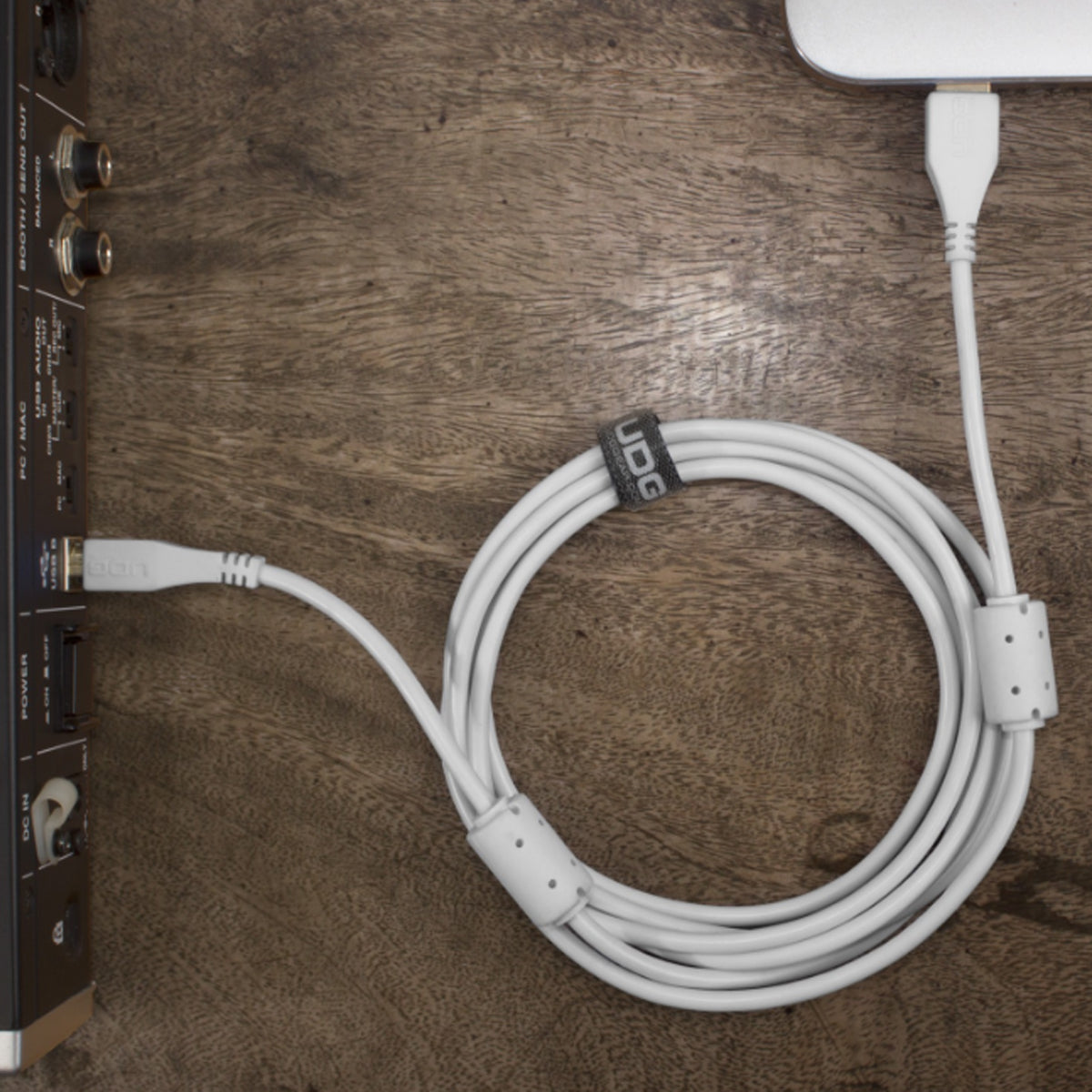 UDG Ultimate U95001 USB2 Cable A-B White Straight 1m