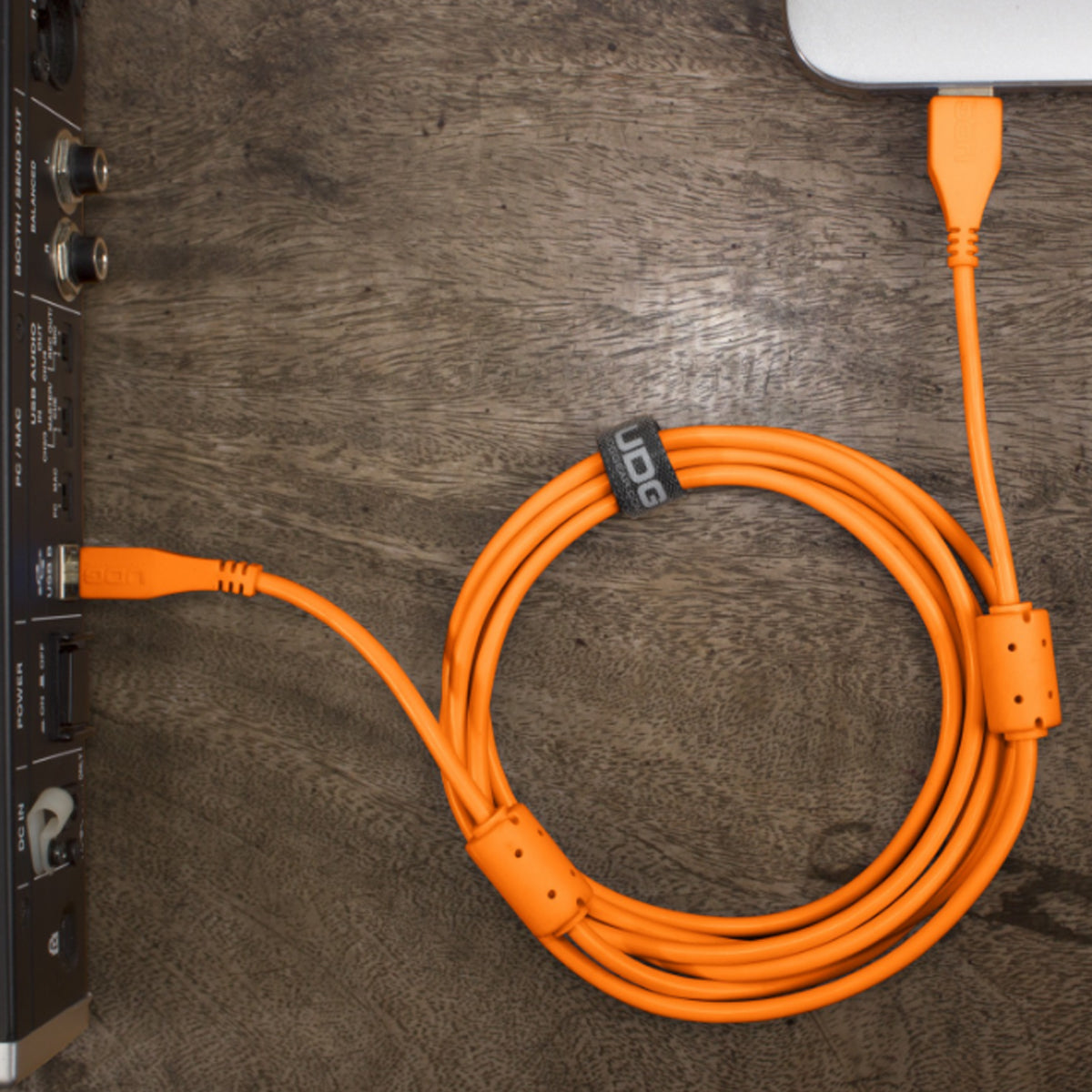 UDG Ultimate U95002 USB2 Cable A-B Orange Straight 2m