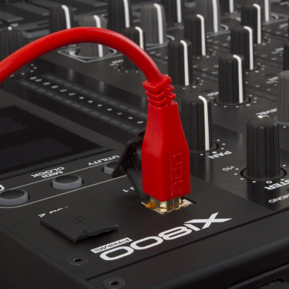 UDG Ultimate U95002 USB2 Cable A-B Red Straight 2m