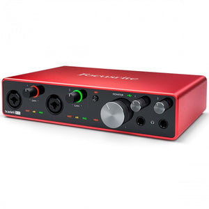 Focusrite Scarlett 8i6 USB Audio Interface (Generation 3) 8-in/6-out Angle