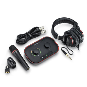 Focusrite Vocaster One Studio - Podcasting Kit