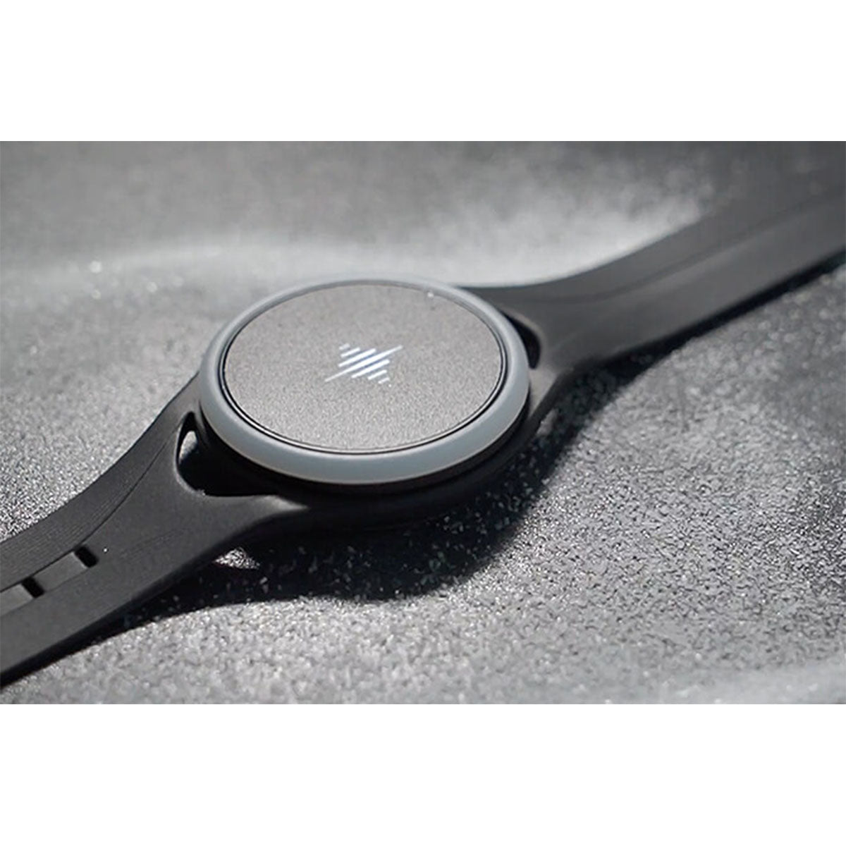 Soundbrenner Pulse Vibrating Metronome - Buy Online - Belfield Music Soundbrenner Pulse Vibrating Metronome - Buy Online - Belfield Music